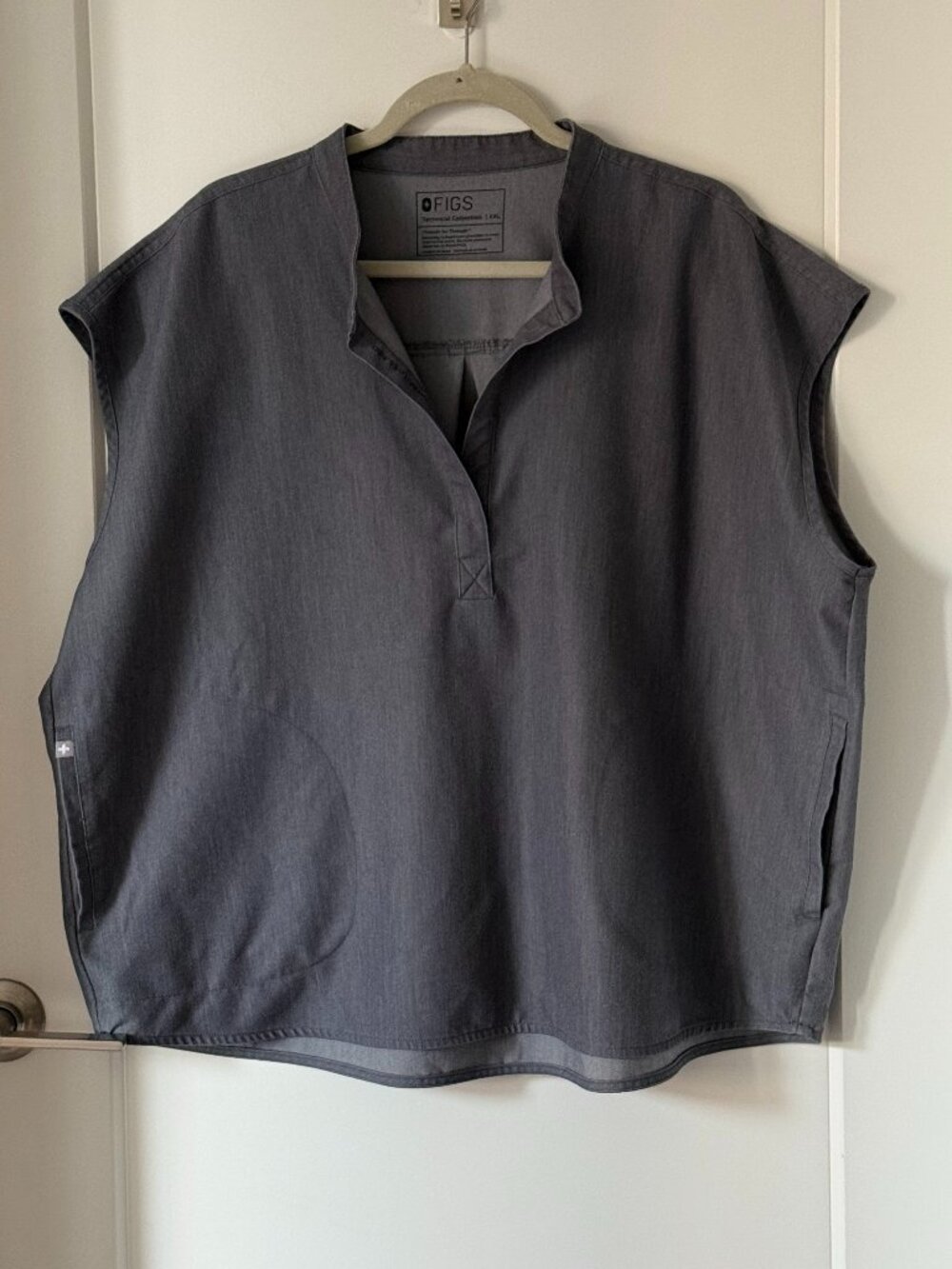 Figs Rafaela Oversized Scrub Top Gray 2xl